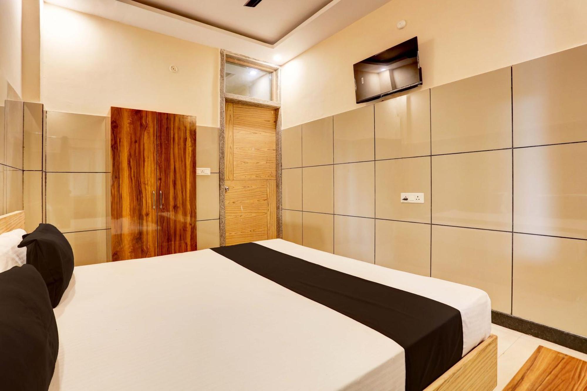 Hotel O 7 Lucknow Exterior foto