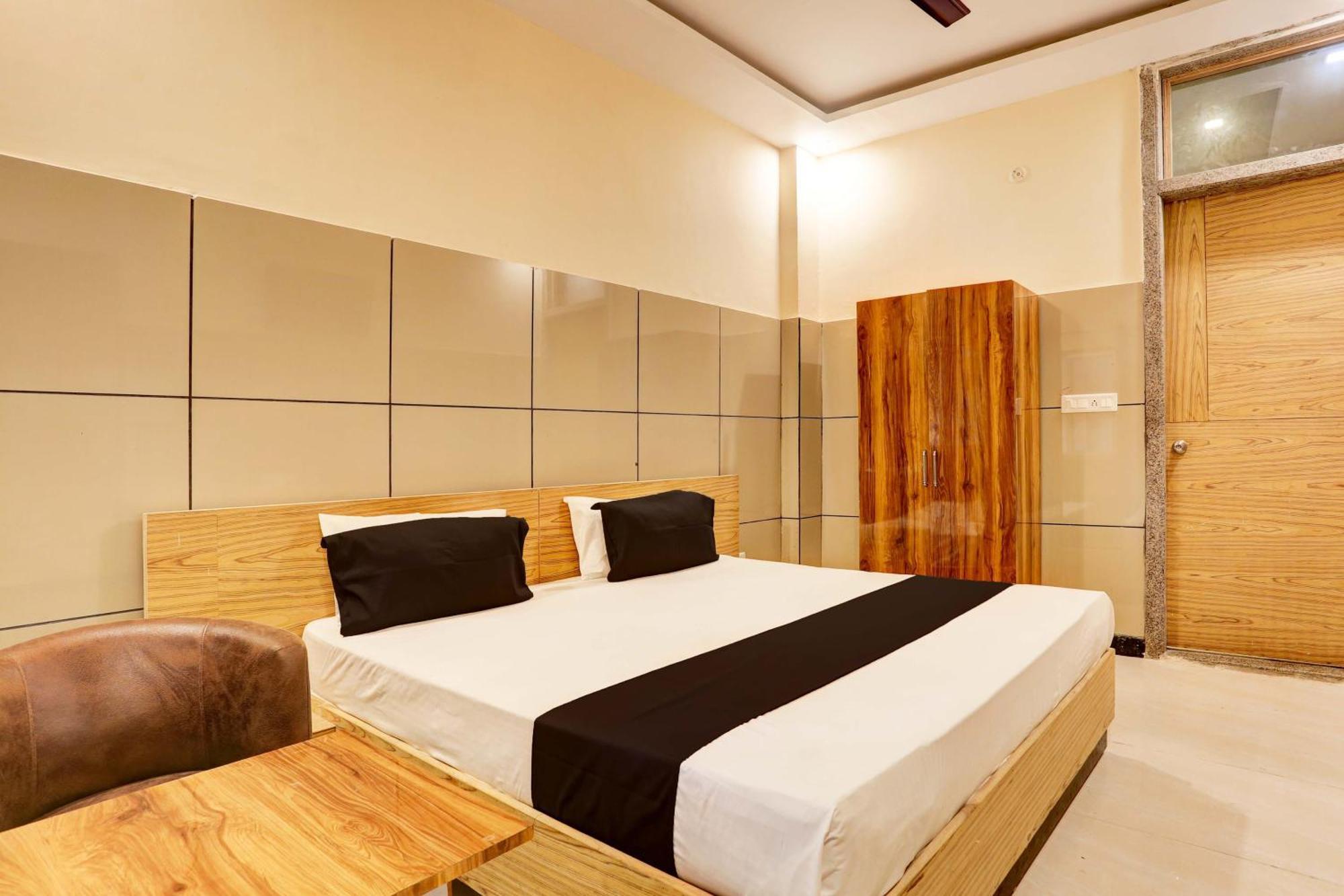 Hotel O 7 Lucknow Exterior foto